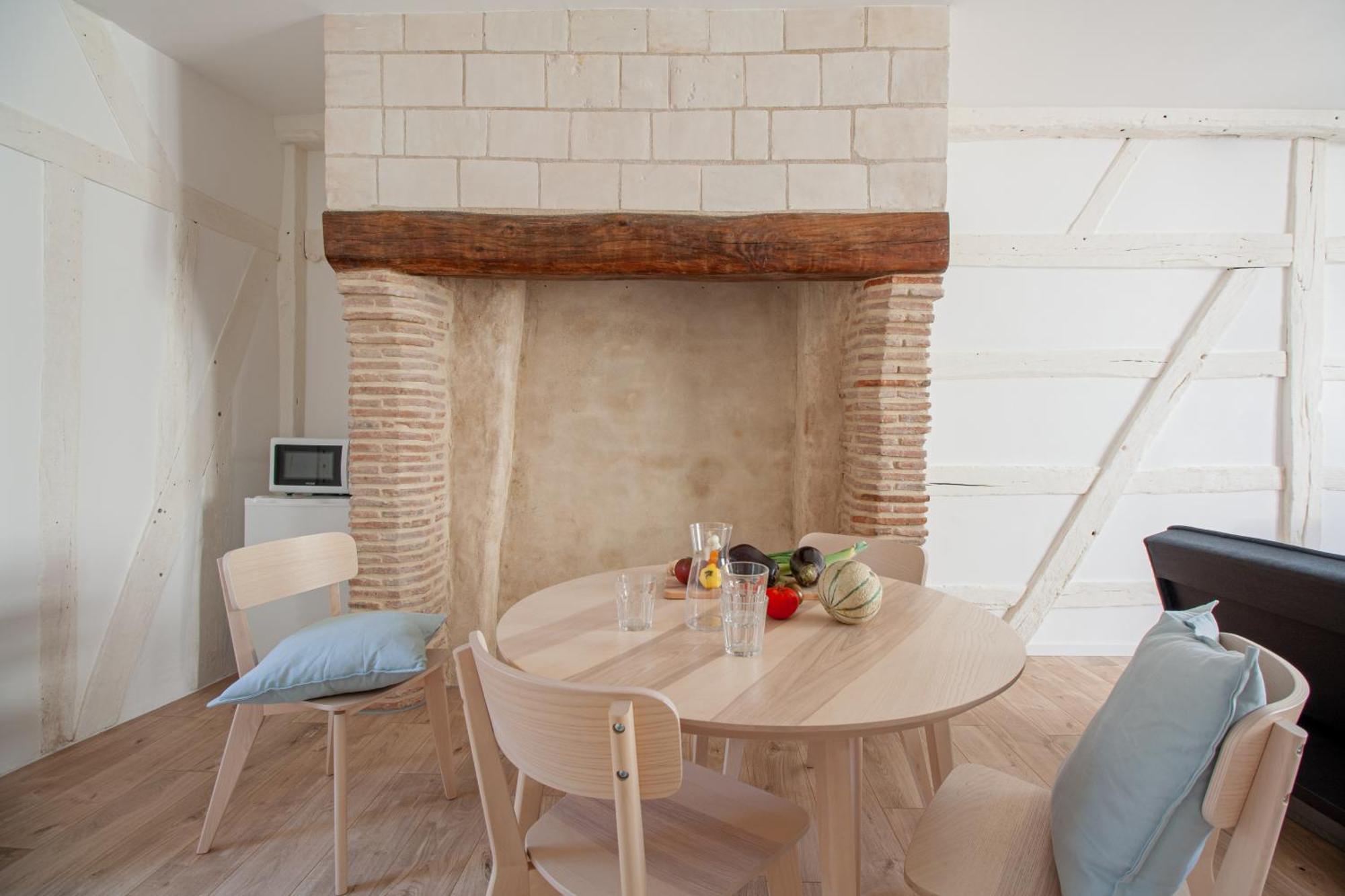 Le Loft Brunneval - Refuge Arty Du Xvie Siecle Apartman Troyes Kültér fotó